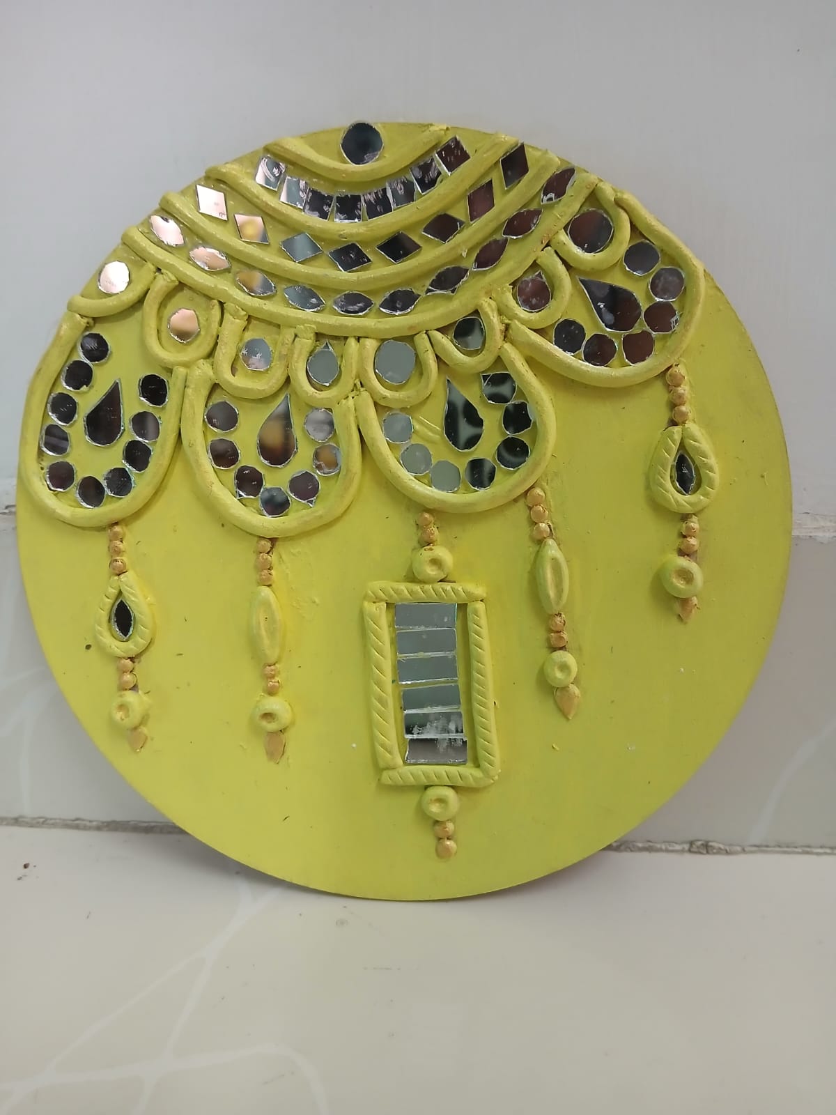Lippan Art by Kinjal's Arts - Angle 1